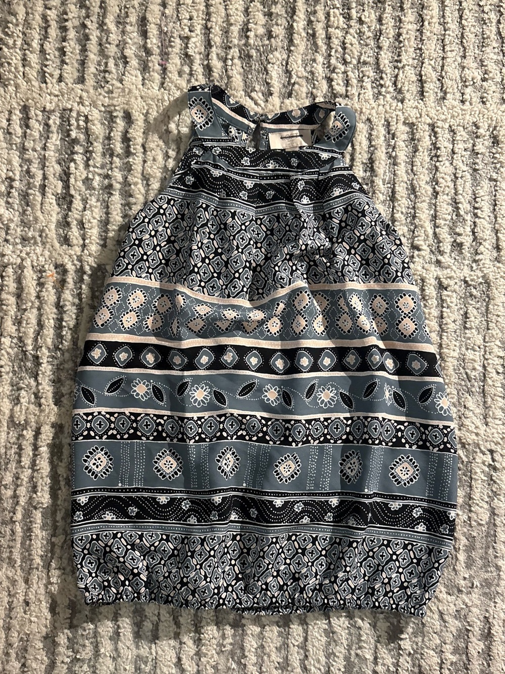 Loft Ann Taylor gray blue patterned sleeveless top blouse size XS petite